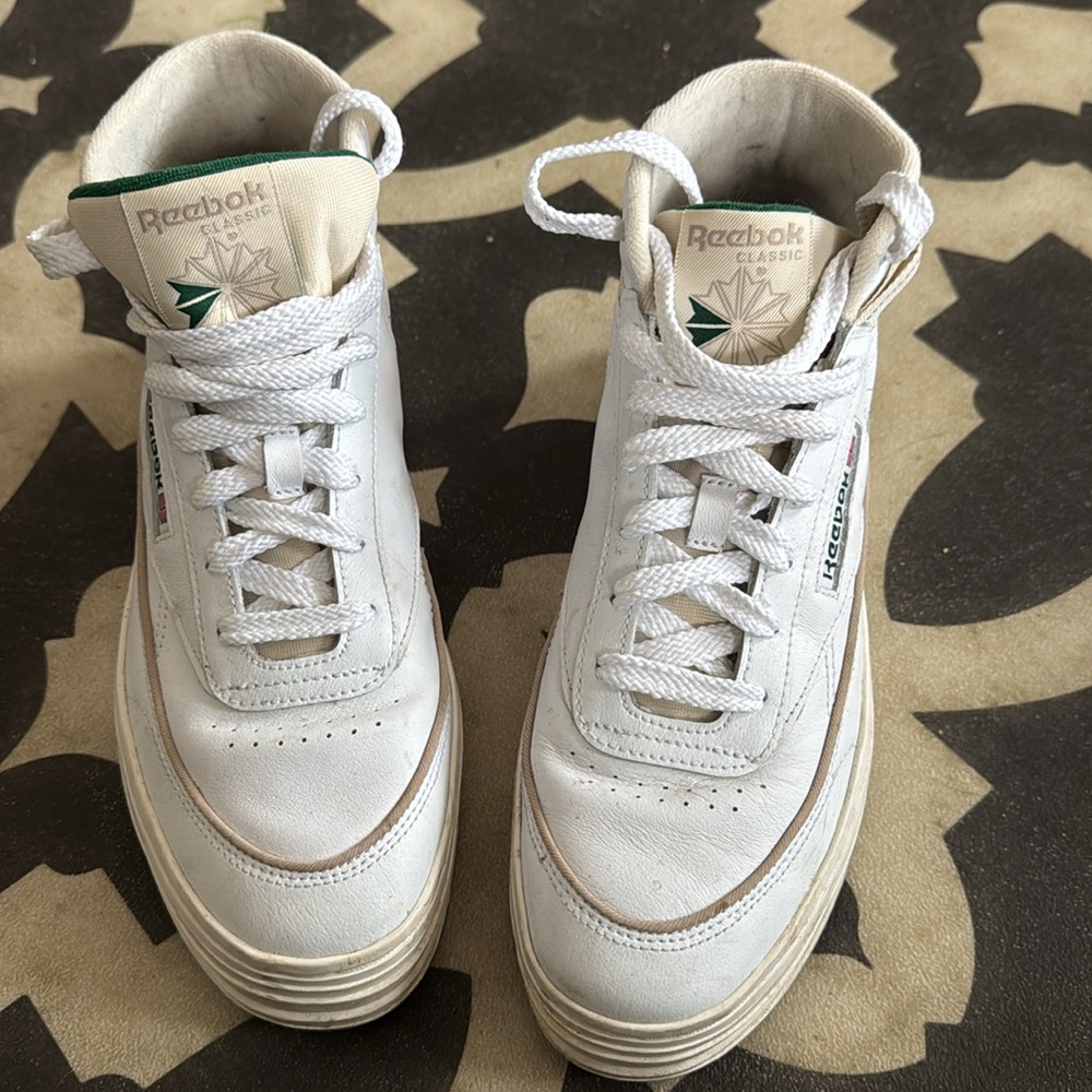 High top Reeboks - Picture 3 of 4